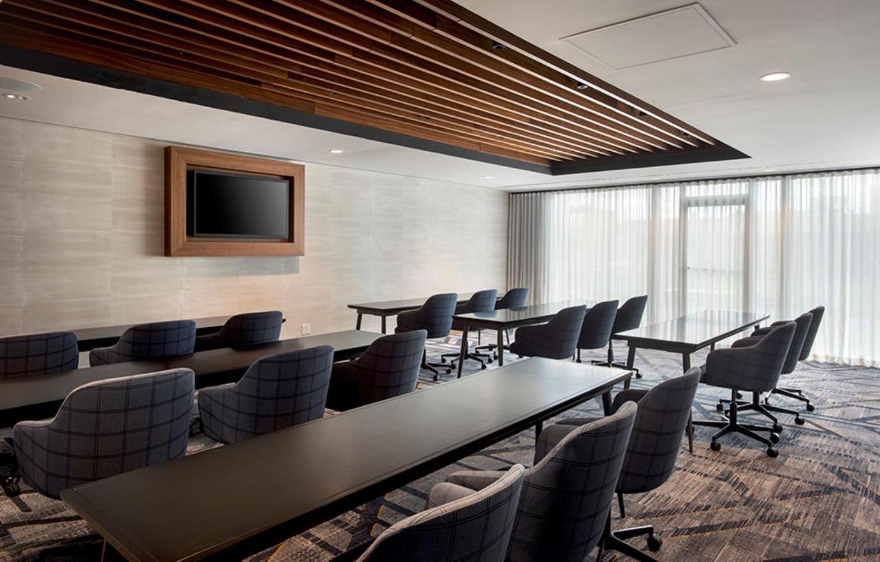 Marriott Springfield Downtown Hotel Exterior photo