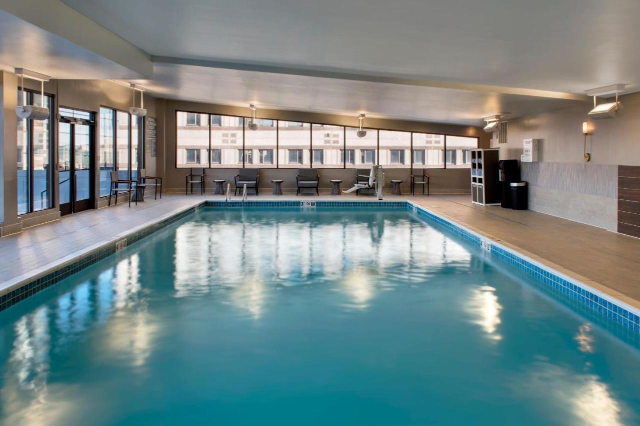 Marriott Springfield Downtown Hotel Exterior photo