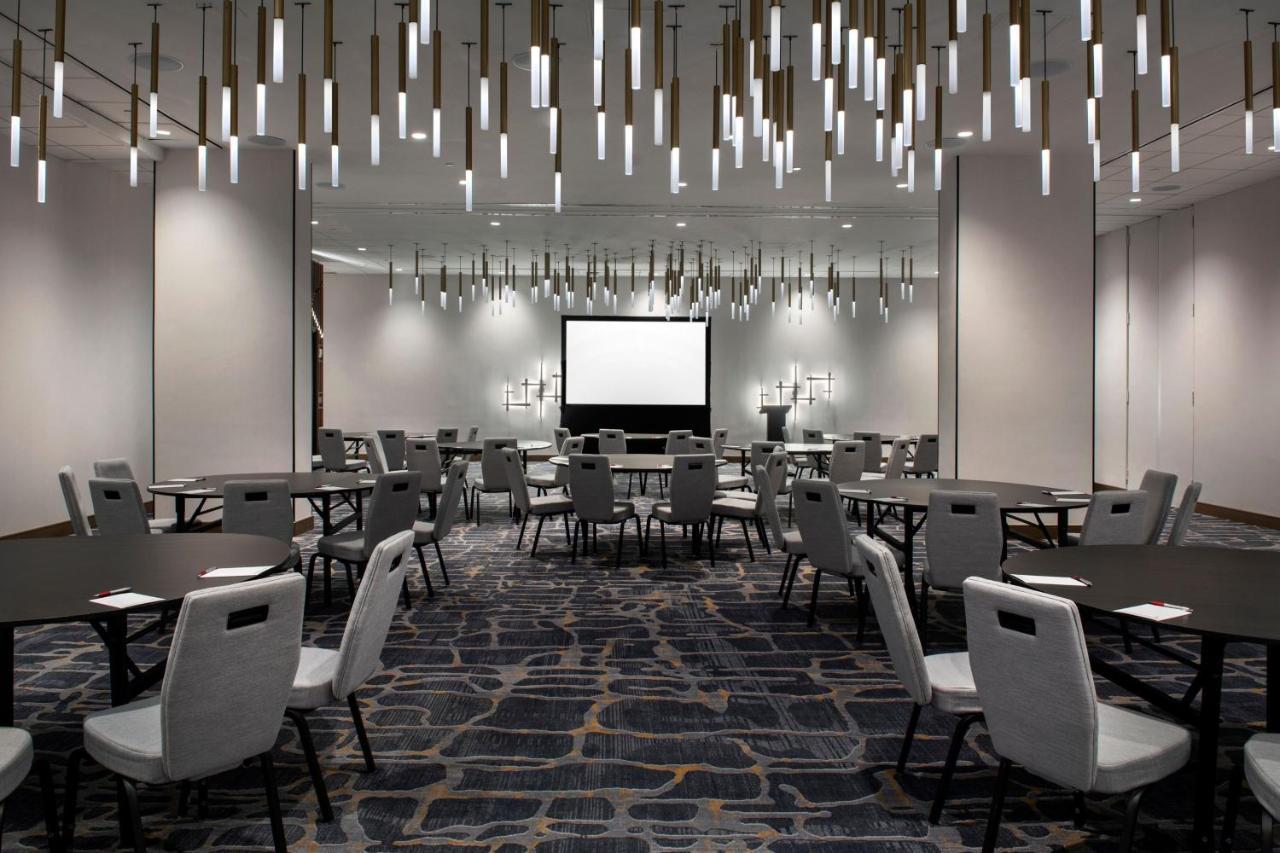 Marriott Springfield Downtown Hotel Exterior photo