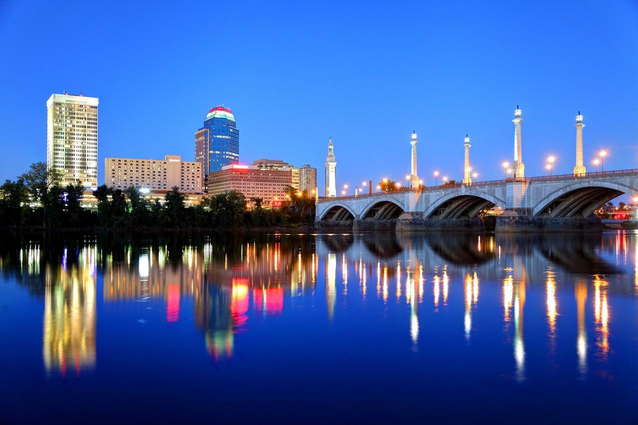 Marriott Springfield Downtown Hotel Exterior photo
